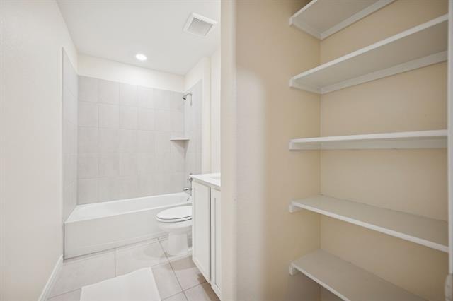 Building Photo - 907 Marigold St