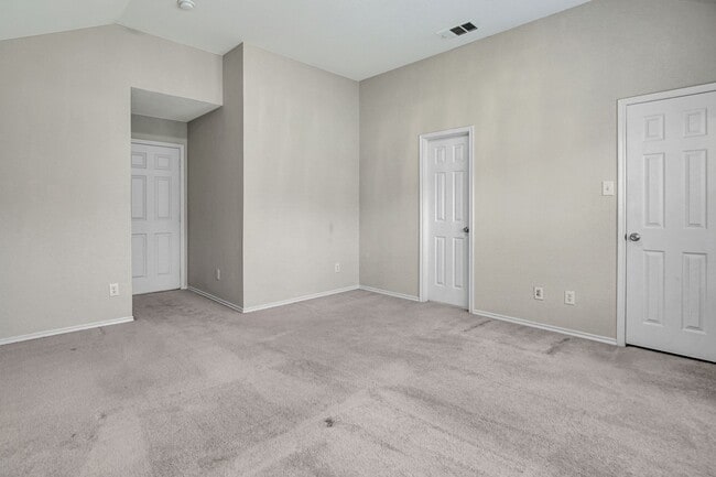 Building Photo - North McKinney Beauty
