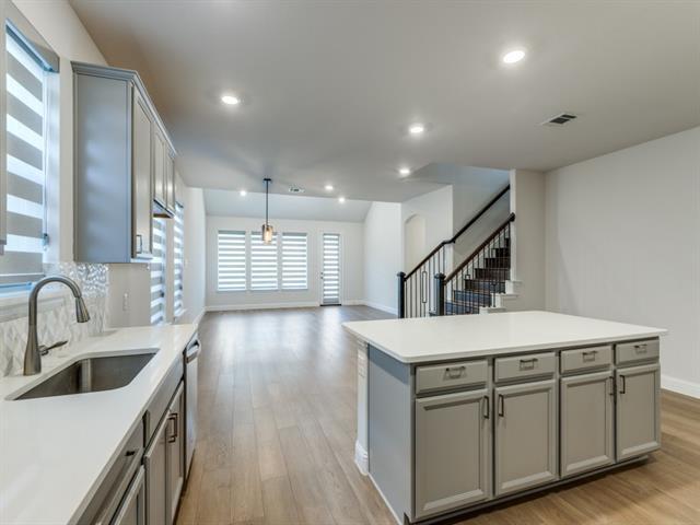 Building Photo - 11560 Obispo Dr