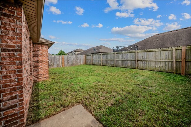 Building Photo - 288 Copper Oaks Dr