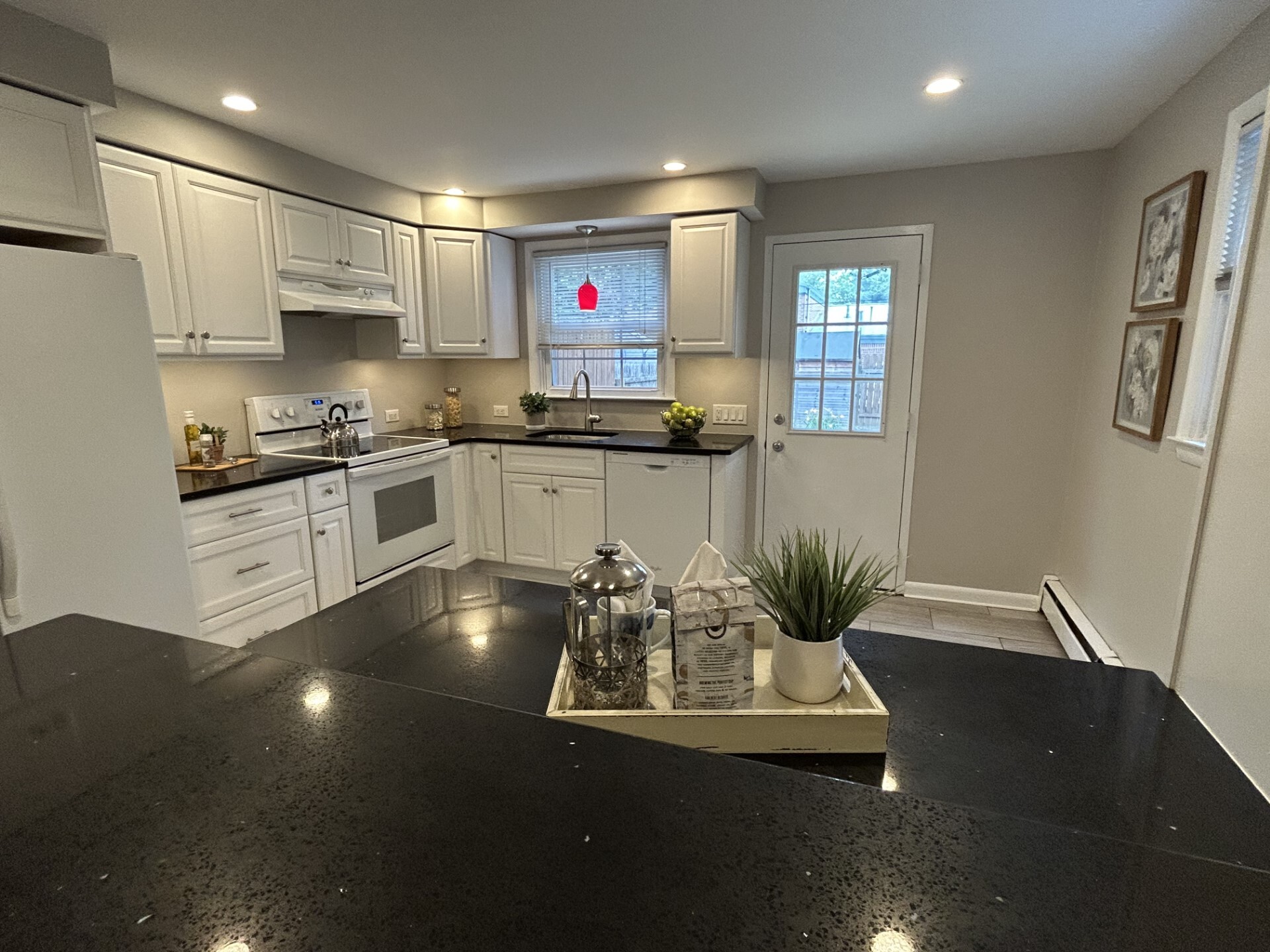 Kitchen - 327 N Orange St