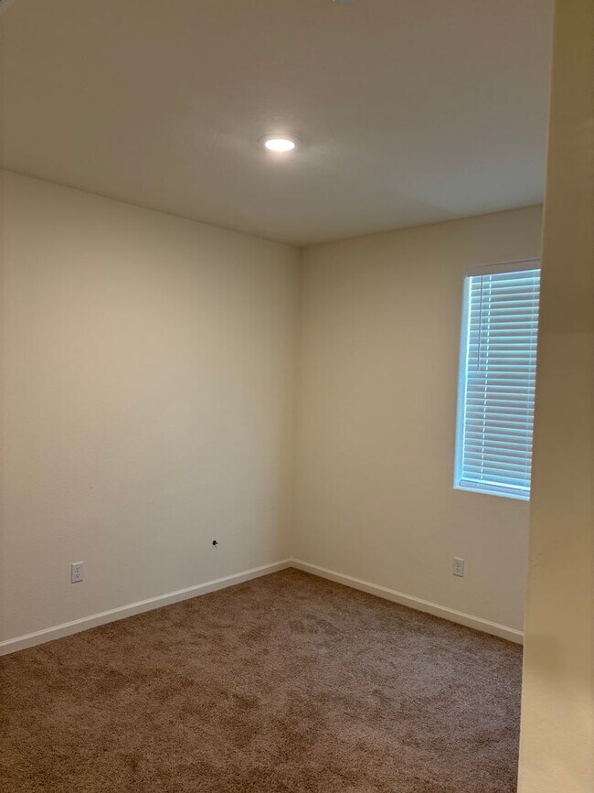 Building Photo - 2359 Nectar Way