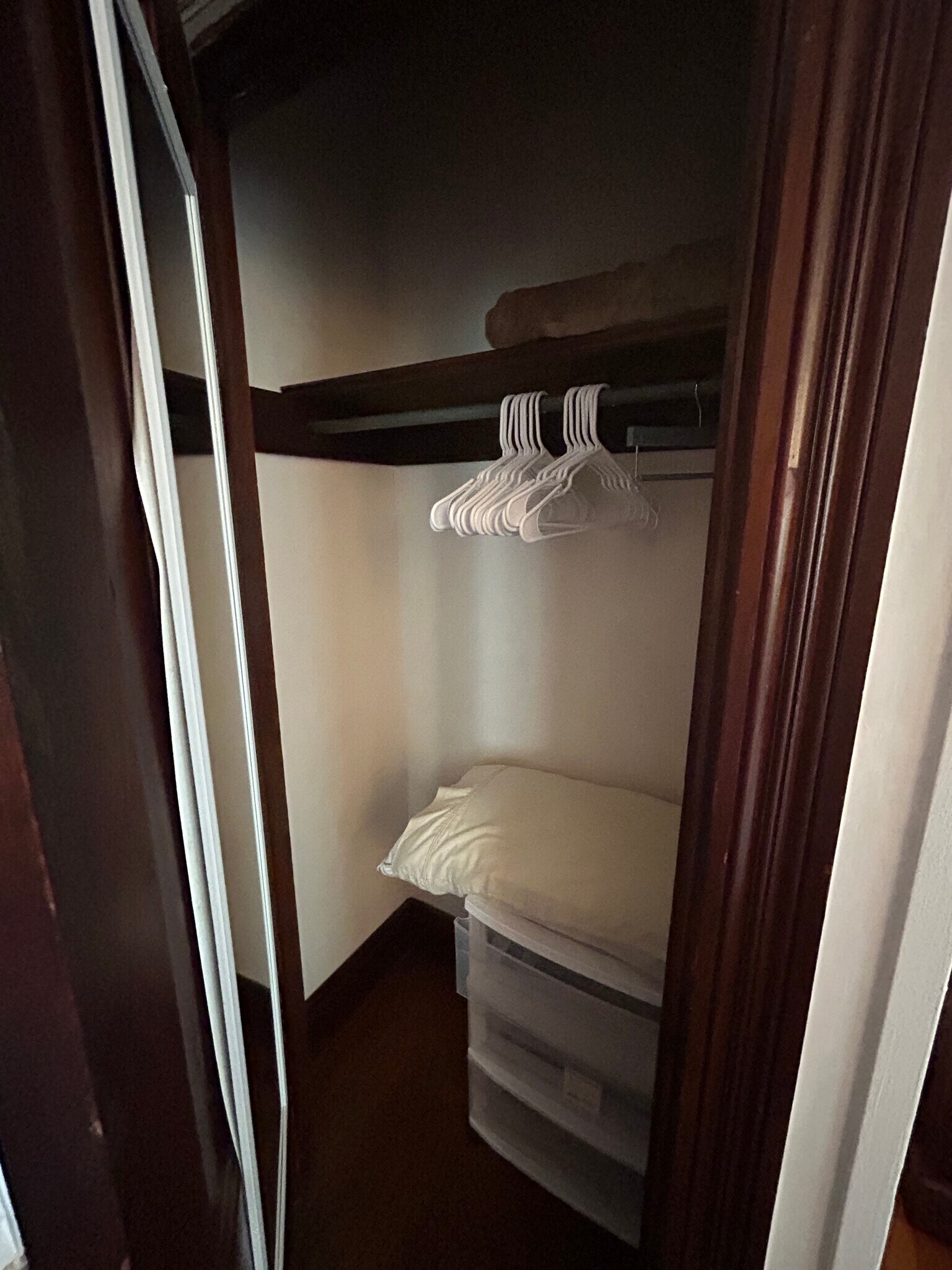 Building Photo - 223 Union Ave