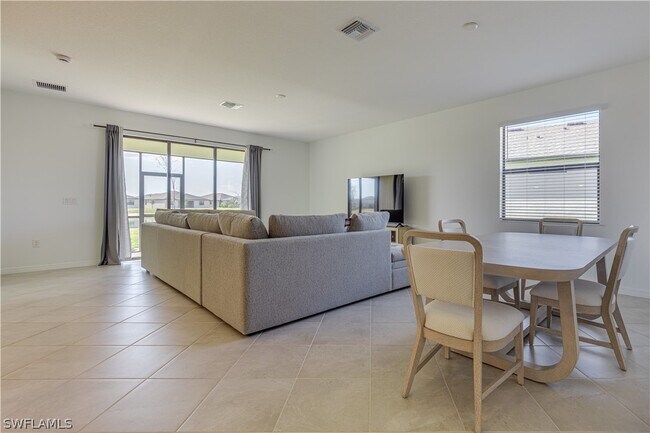 Building Photo - 14845 Palamos Cir