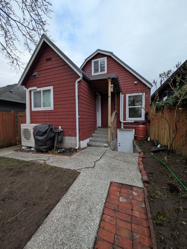 Building Photo - 4521 S Lucile St