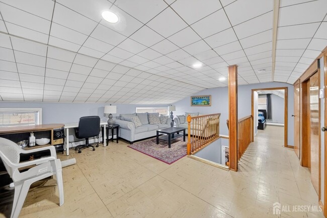 Building Photo - 80 Poplar St