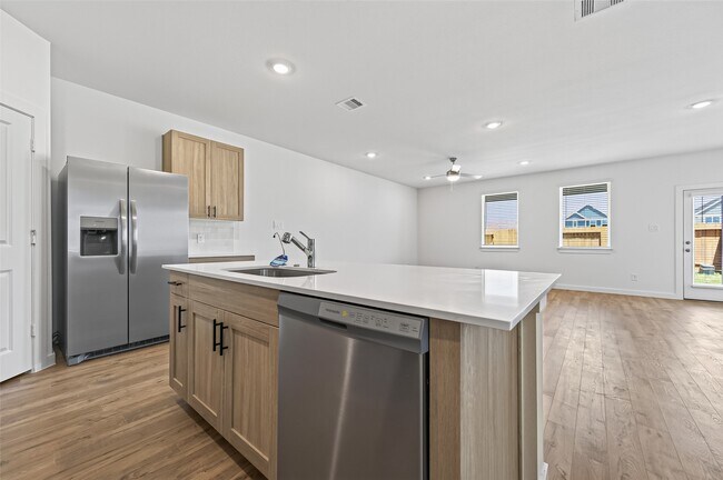 Building Photo - 3511 Goldfinch Wds Dr