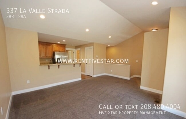 Building Photo - 337 La Valle Strada