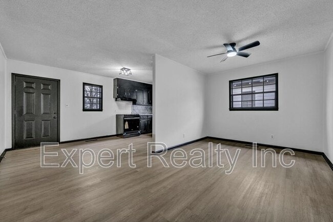 Building Photo - 117 62nd St