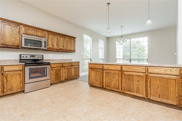 Building Photo - 431 Parker Dr