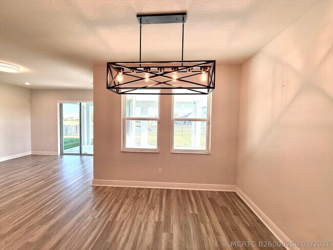 Building Photo - 10819 Pacini Wy