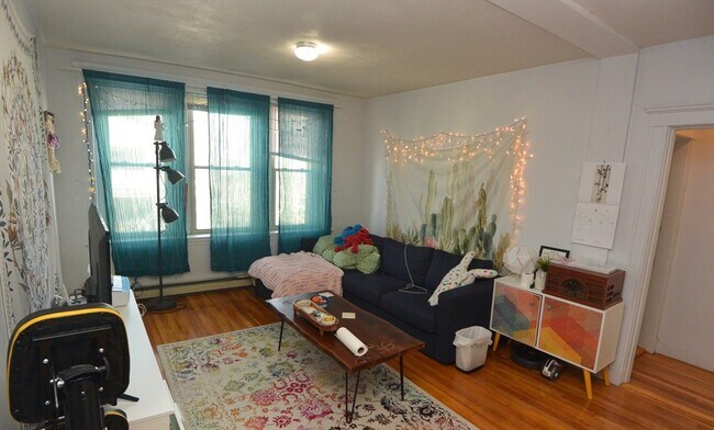 Building Photo - 24 Ransom Rd