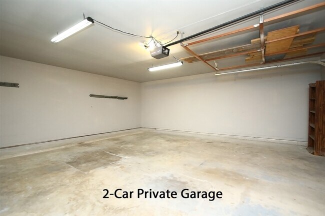 Building Photo - 16906 Timberwork Rd