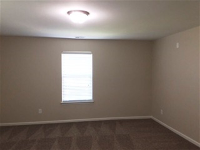 Building Photo - 183 Charlesfort Way