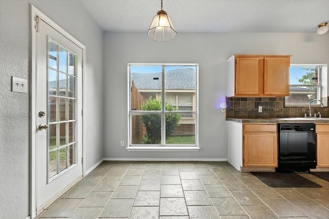Building Photo - 420 Beard Dr