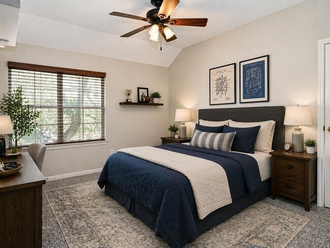 Building Photo - 11017 Rio Vista Dr