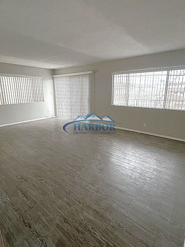 Building Photo - 822 S Leland St