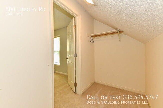 Building Photo - 500 Lindley Rd