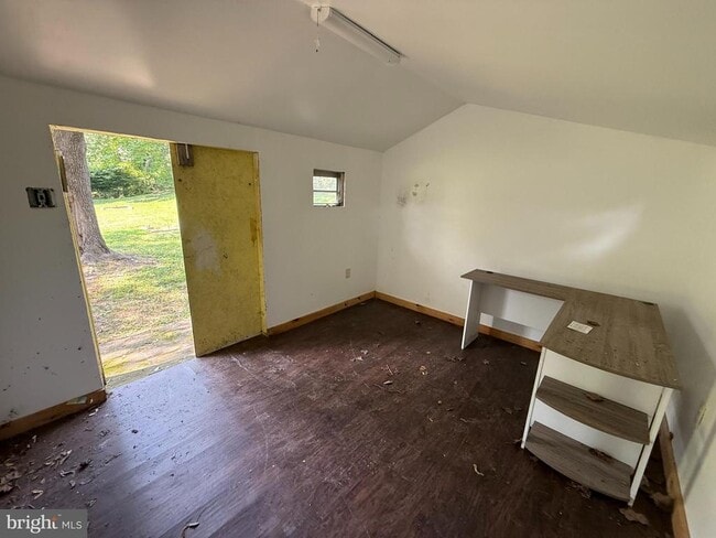 Building Photo - 123 Pearl Dr