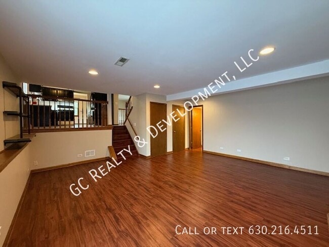 Building Photo - 27W181 Jewell Rd