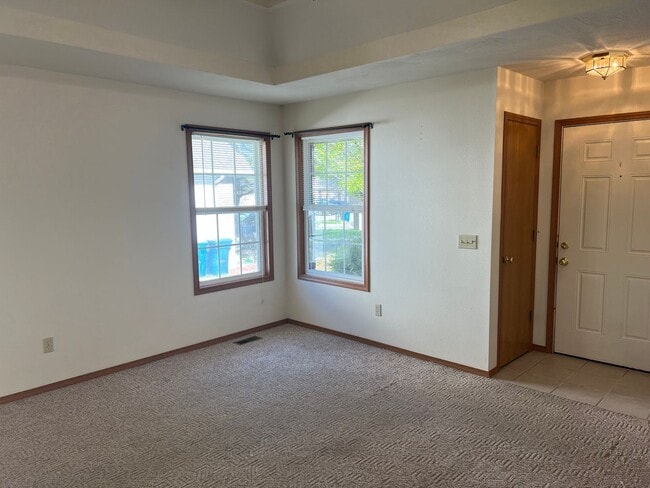 Building Photo - COMING SOON! All-Brick Duplex near Nixa High School