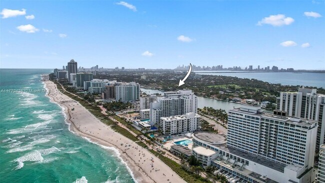 Building Photo - 5401 Collins Ave
