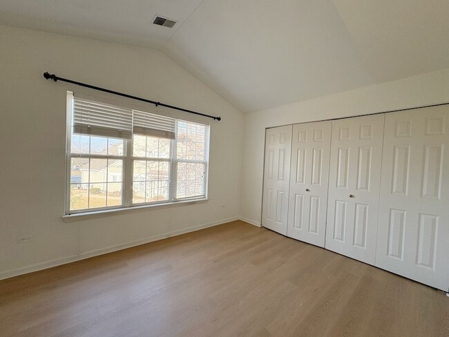 Building Photo - 2611 Cedar Glade Dr