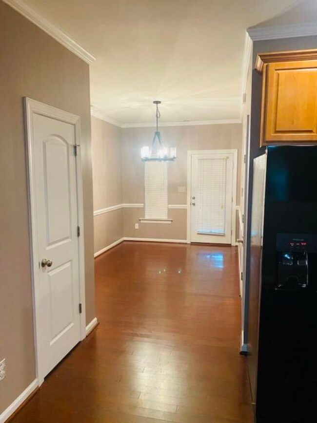 Building Photo - 5699 Stafford Rd