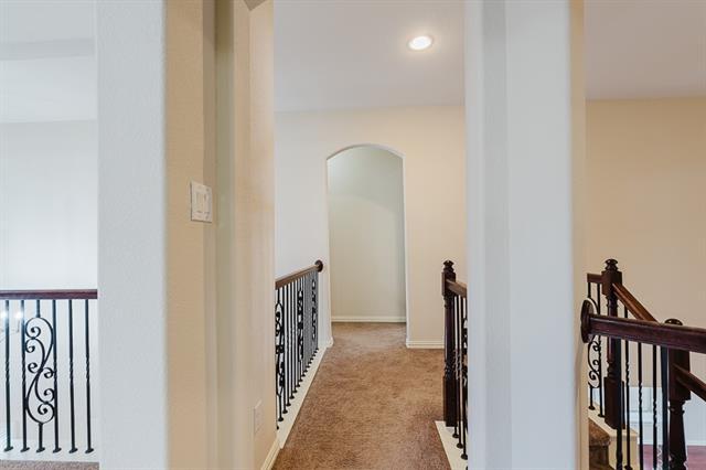 Building Photo - 10809 Grecian Dr