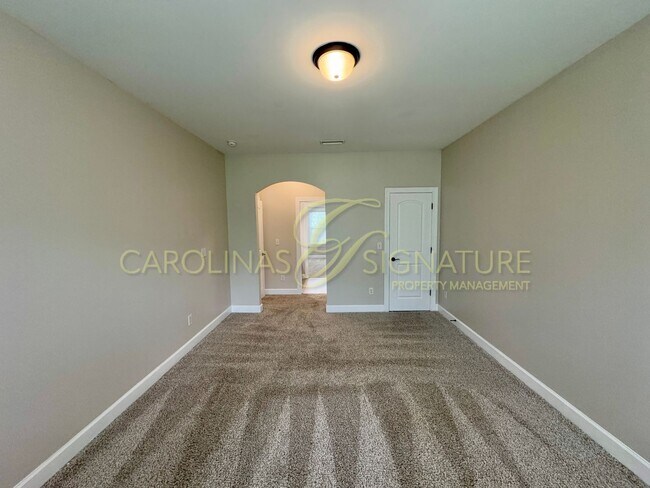 Building Photo - Spacious 5BR/5BA Home in Indian Lands Wake...
