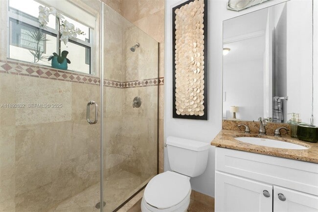 Building Photo - 2143 N Bay Rd