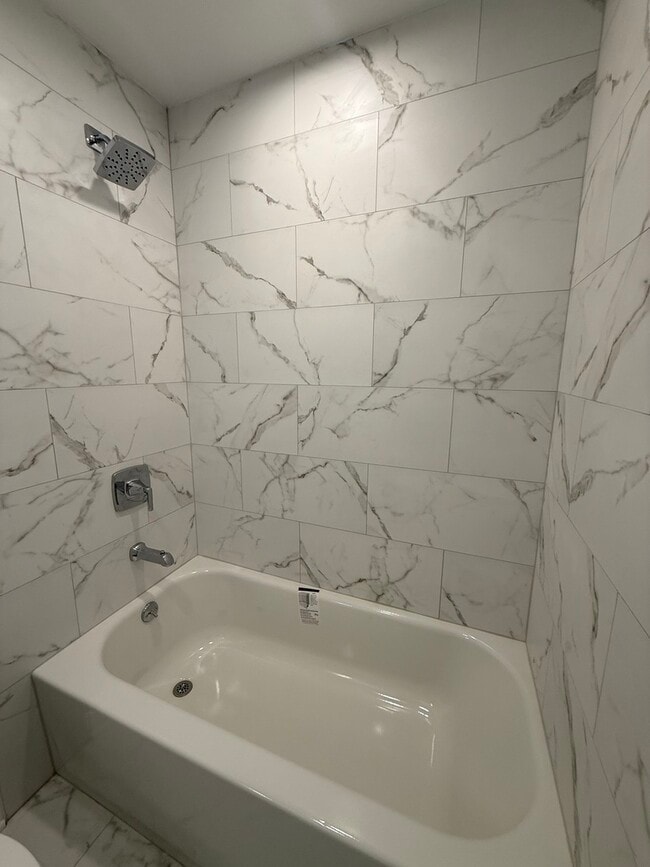 Building Photo - 1173 S Forums Ct