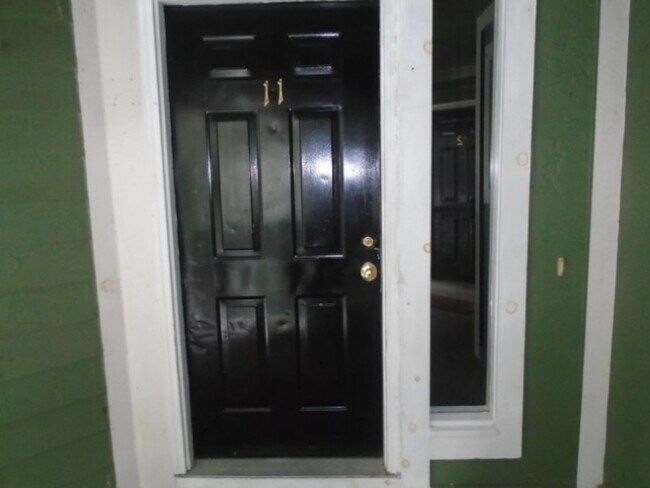 Primary Photo - 2 bedroom condo for rent close to base!