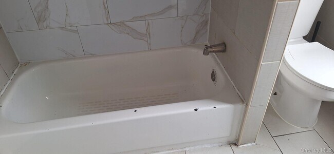 Building Photo - 3-29 Beach 29th St