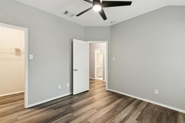 Building Photo - 1016 Aviary Dr
