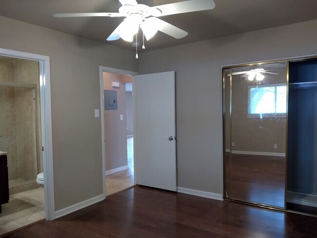 Building Photo - *COMING SOON* Exquisite Estate Living in Prestigious Hollywood Park With Outdoor Kitchen!
