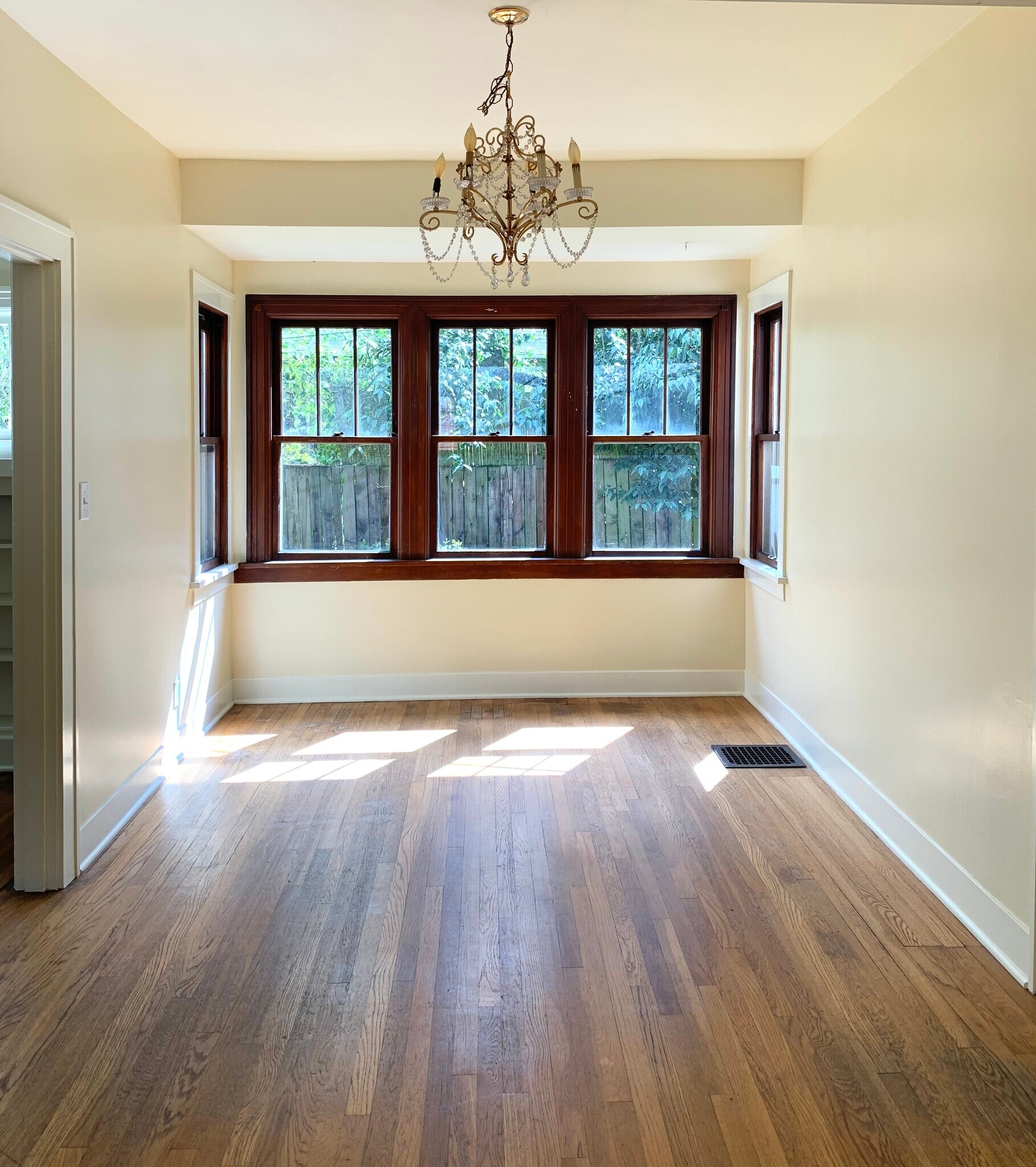 Building Photo - 4207 N Albina Ave