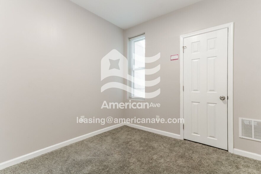 Building Photo - 515 N Allison St