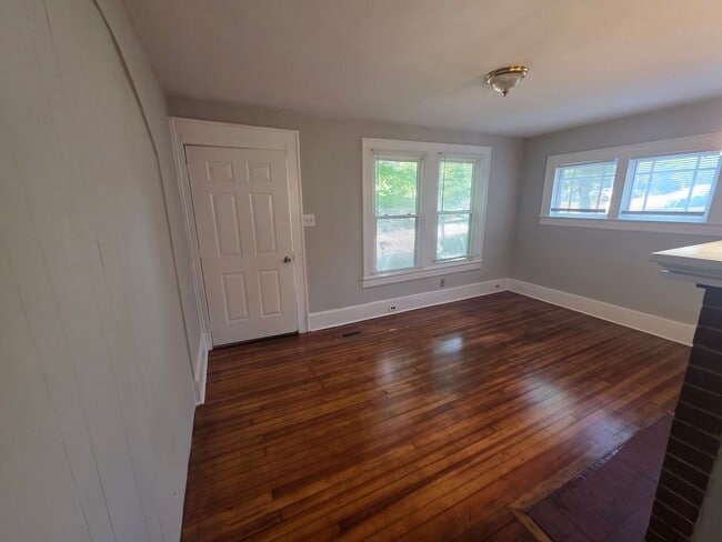 Building Photo - 4438 Stowe St