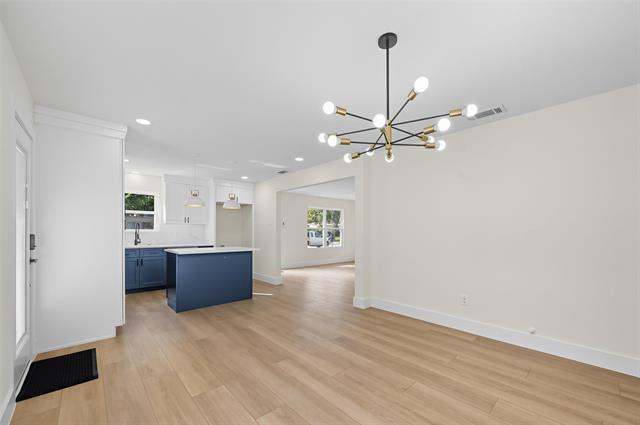 Building Photo - 2912 Charles Dr