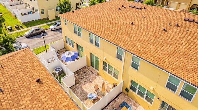 Building Photo - 5152 Adelaide Dr