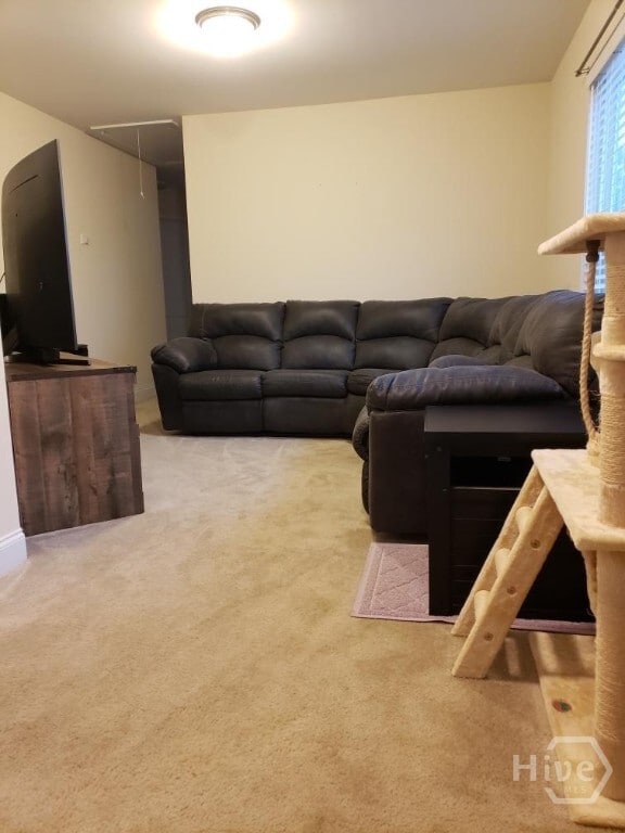 Building Photo - 60 Sunbury Dr