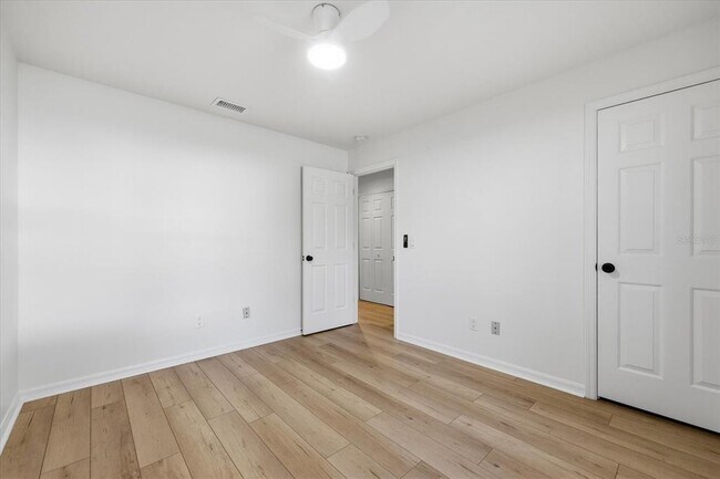 Building Photo - 2802 W North A St