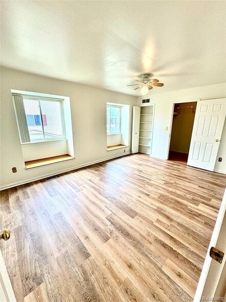 Building Photo - 15568 Dupage Blvd