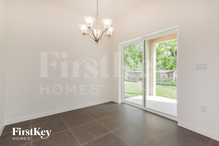 Building Photo - 170 Windsor Reserve Dr