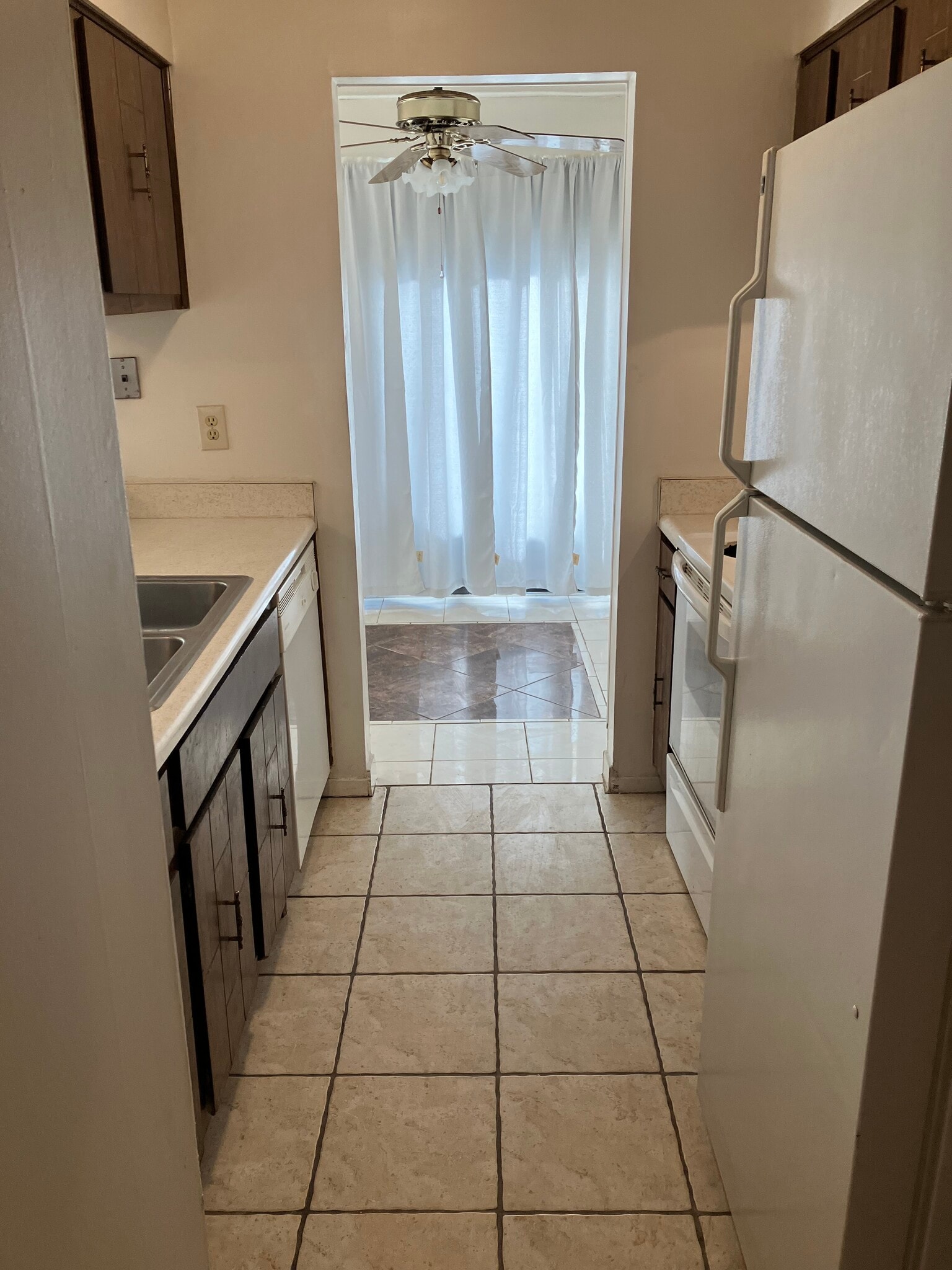 Building Photo - 2817 Los Gatos Ct