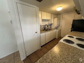 Building Photo - 1428 Lorilyn Ave