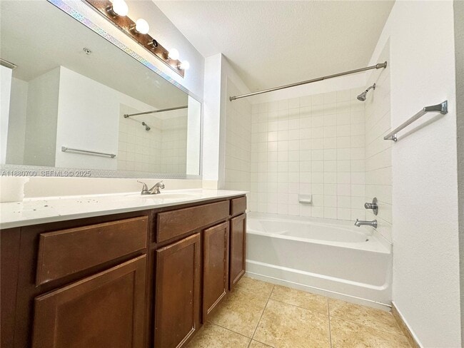 Building Photo - 10870 NW 88th Terrace