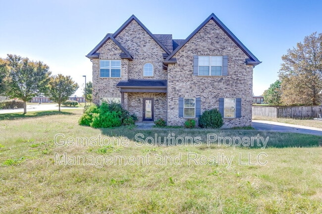 Primary Photo - 1634 Earl Ct