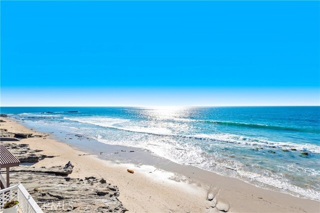 Building Photo - 1051 Gaviota Dr